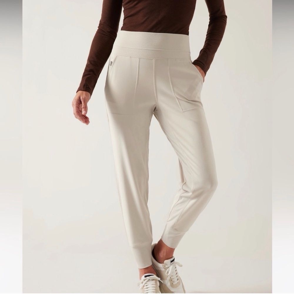 Athleta Venice Jogger Pants Women XL Beige MidRise Lightweight Travel Athleisure - Picture 4 of 13